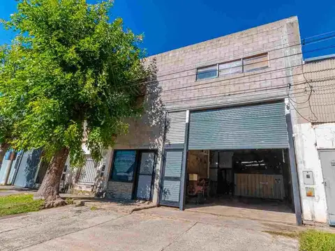 VENTA GALPON Y DEPARTAMENTO-CAPITAN BERMUDEZ