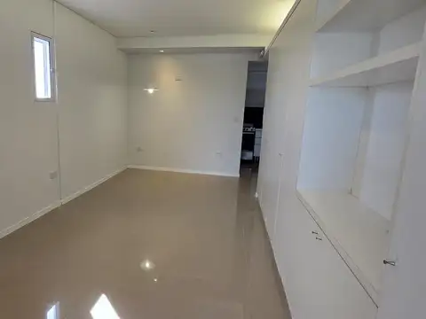 Departamento en Alquiler en Parque Chas, $ 770.000