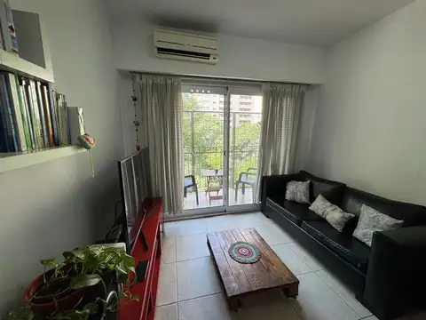 Departamento de 4 ambientes con Cochera