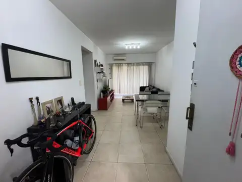 Departamento de 4 ambientes con Cochera