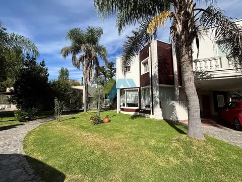 Venta de Casa en Country Club Golfer´s 500
