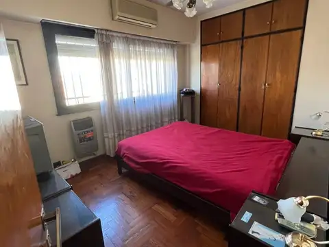 Depto Tipo Casa en Venta en Villa del Parque, USD 349.000