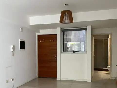 Iberá 2800, Piso 1