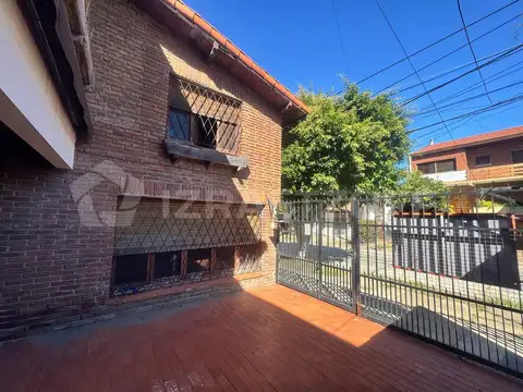Casa en Venta en Olivos Maipú/Uzal, USD 232.000
