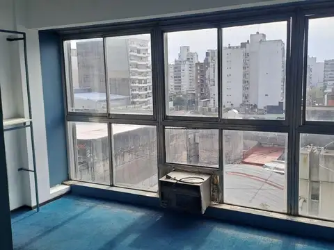 Oficina al frente orientacion norte