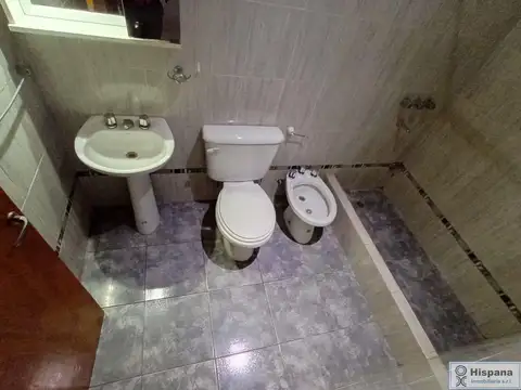 Casa en Alquiler con 1 cochera