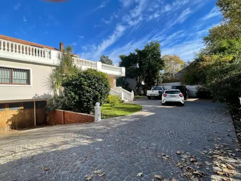 Francisco Beiró 1300