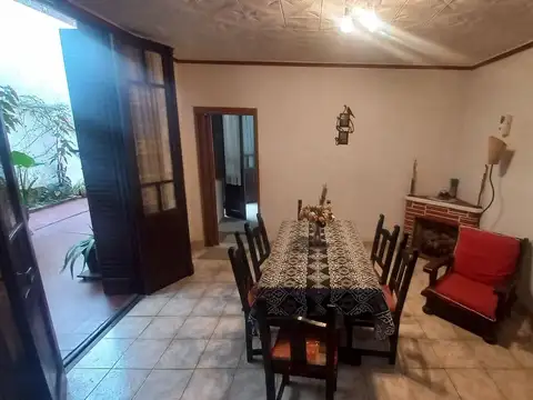 Depto Tipo Casa 3 ambientes con 2 baños