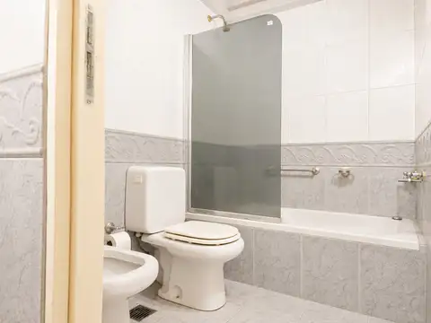 Oficina en Alquiler en Lomas de Zamora, $ 750.000