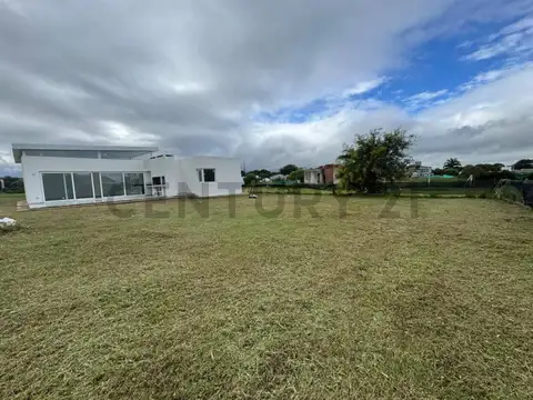 Casa en Venta en Valle del Golf, USD 195.000