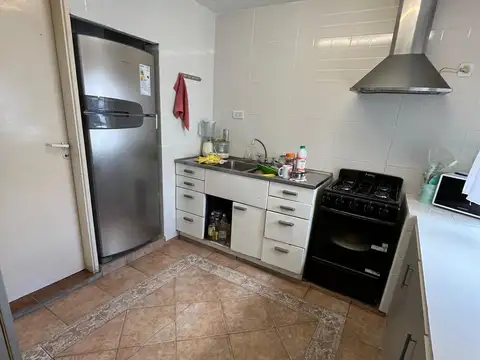 Casa 7 ambientes con 3 baños