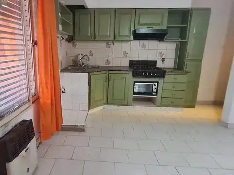 Depto Tipo Casa en Alquiler de 2 dormitorios