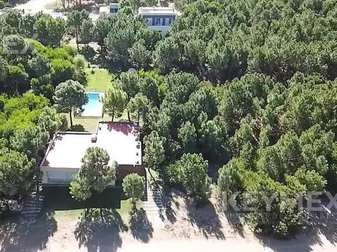 Barrio Residencial I lote 334 Costa Esmeralda Piscina climatizada