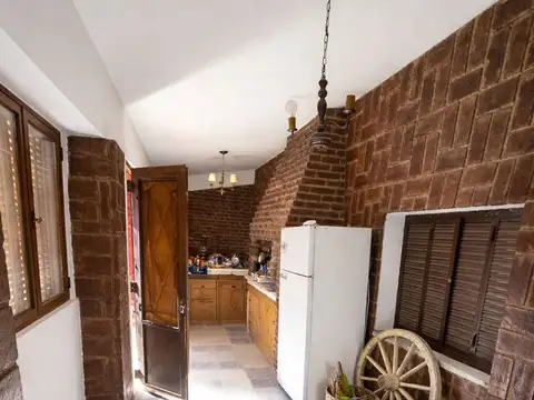 Casa 4 ambientes con 1 baño