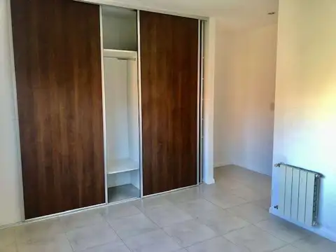 Casa en Alquiler en California Village, $ 950.000