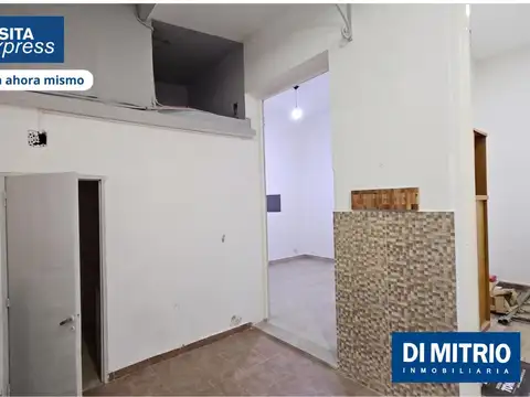 Depto Tipo Casa en Venta 64 años