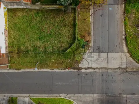 Terreno en Venta 21  mts Fondo