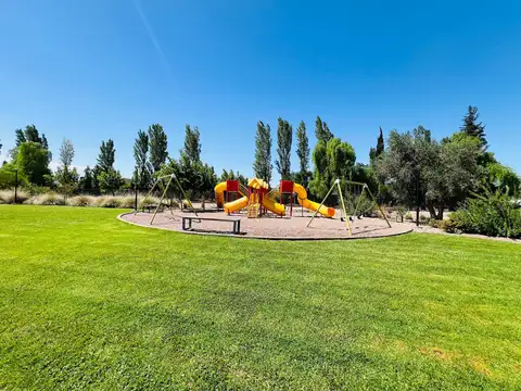 Casa en Venta en Lujan De Cuyo, USD 230.000