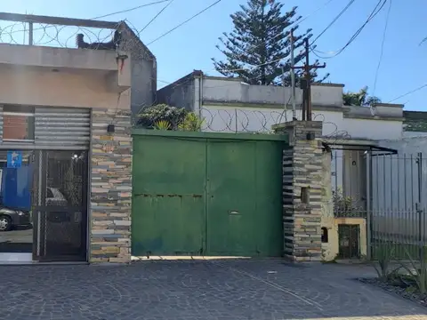 VENTA CASA C/LOCAL COMERCIAL, QUINCHO Y FONDO!