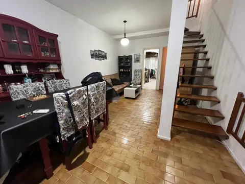 Depto Tipo Casa en Venta de 3 ambientes