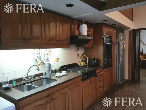 Casa en Venta con 1 cochera
