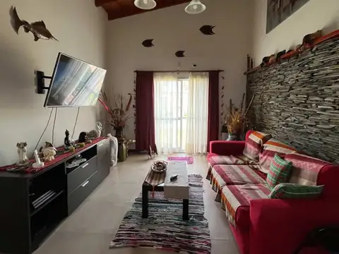 VENTA CASA 2 DORMITORIOS CON PILETA PUEBLO ESTHER