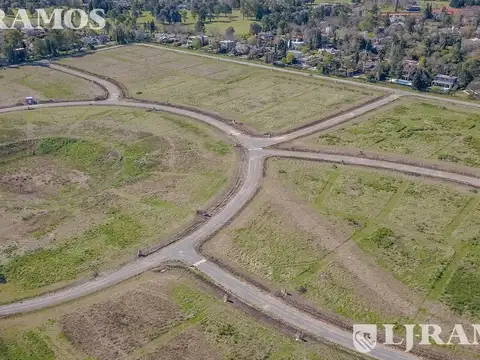 Terreno en Venta 46  mts Fondo