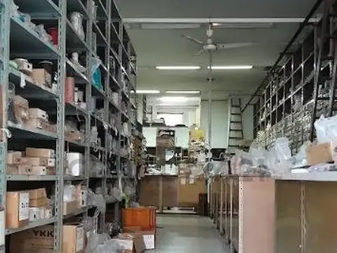 Aráoz 600, Piso 0