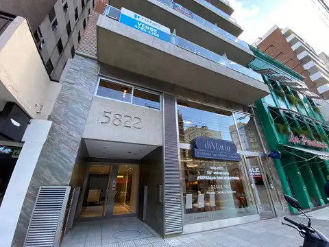 Venta: Hermosa oficina o vivienda de 72m2 sobre Av. Libertador! Piscina Gimnasio Parrilla