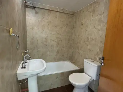 Departamento en Alquiler en El Palomar, $ 400.000