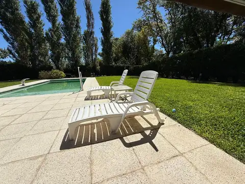 Casa 4 ambientes con 3 baños