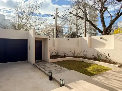 Depto Tipo Casa en Venta en La Plata, USD 138.000