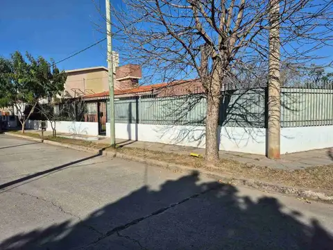 Casa en Alquiler en Cerveceros, $ 1.200.000