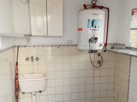 Departamento 5 ambientes con 1 baño