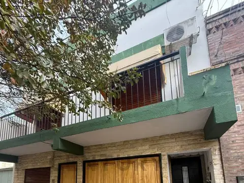 PH en venta en La Plata