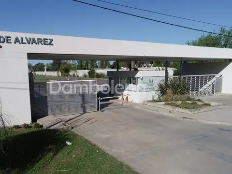 Terreno en Venta en Solar de alvarez Barrio Privado, USD 81.500