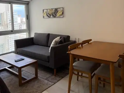 Departamento en Alquiler en Zona Centro, $ 650.000