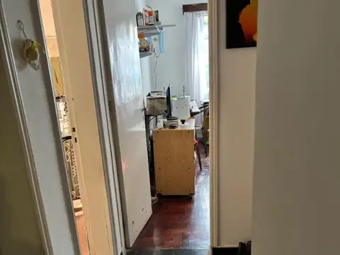 Casa 8 ambientes con 4 baños