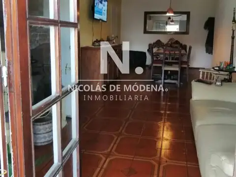 En venta apartamento de 2 dormitorios, con terraza. Cantegri, Punta del Este.