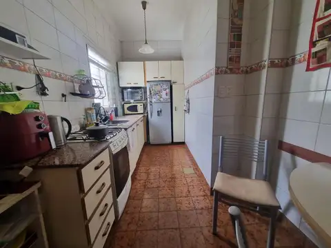 Depto Tipo Casa 4 ambientes con 2 baños