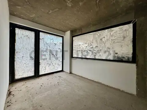 Av. Dr. Ricardo Balbín 3241 100, Piso 0