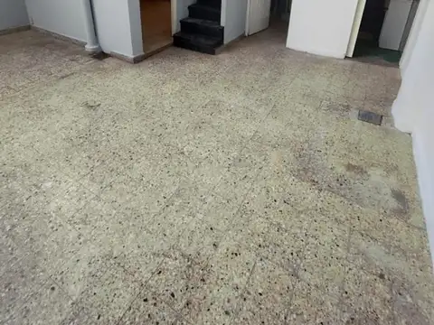 Depto Tipo Casa en Alquiler de 2 ambientes