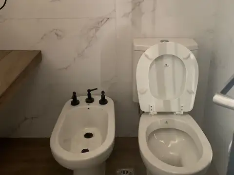 España 800, Piso 4