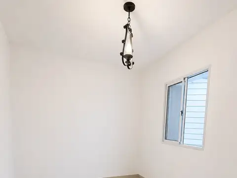 Departamento en Alquiler en Carapachay, $ 850.000
