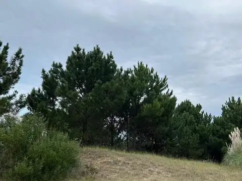 Lote Terreno al 600 en Venta en Barrio Golf II, Costa Esmeralda