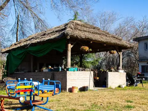 Quinta en Venta en Villa Rosa, USD 240.000