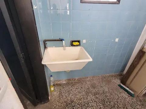 Local en Alquiler en Castelar Norte, $ 400.000