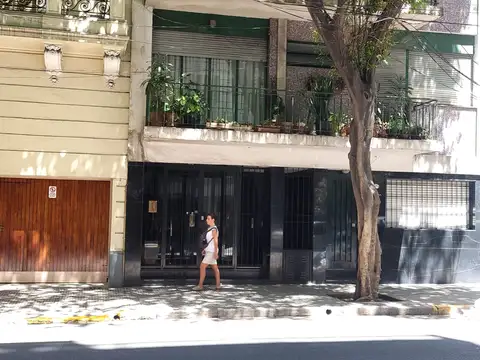 Departamento en Caballito Sur: 4 ambientes en semipiso | Dueño directo | Baulera