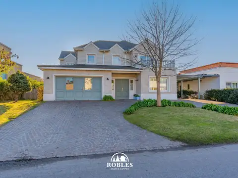 Residencia en el exclusivo barrio privado Rumenco