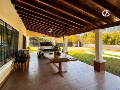 Casa 5 ambientes con 3 baños